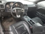 ✅ 2012 Dodge Challenger SXT • VIN: 2C3CDYAG5CH206804 • Lot: 83079794. Wystawiony na Copart z przebiegiem 146 989 mil. Bezpłatny archiwum sprzedaży aukcyjnych z USA i szczegółowy raport historii pojazdu na DreamBid. Zdjęcie 8.