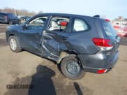 ✅ 2024 Subaru Forester • VIN: JF2SKAAC8RH417674 • Lot: 41863970. Listed on IAAI with 2,724 mi. Free auction sales archive from the USA and detailed vehicle history report at DreamBid. Image 3.