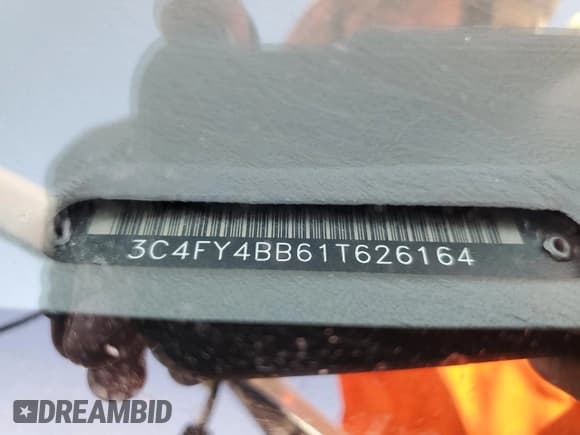 ✅ 2001 Chrysler PT Cruiser • VIN: 3C4FY4BB61T626164 • Lot: 69310525. Wystawiony na Copart z przebiegiem 381 336 mil. Bezpłatny archiwum sprzedaży aukcyjnych z USA i szczegółowy raport historii pojazdu na DreamBid. Zdjęcie 13.