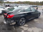 ✅ 2022 Honda Accord Sport • VIN: 1HGCV1F39NA098826 • Lot: 43495647. Wystawiony na IAAI z przebiegiem 18 990 mil. Bezpłatny archiwum sprzedaży aukcyjnych z USA i szczegółowy raport historii pojazdu na DreamBid. Zdjęcie 4.