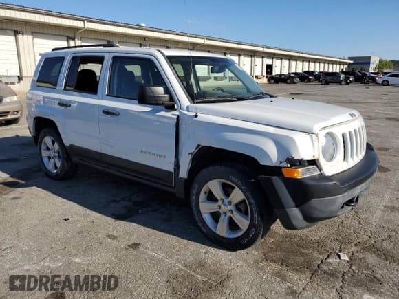 ✅ 2015 Jeep Patriot Sport • VIN: 1C4NJRBB0FD435995 • Лот: 89718795. Опубликован ранее на Copart с пробегом 121 866 миль. Бесплатный доступ к архиву аукционных продаж из США и подробный отчёт об истории автомобиля на DreamBid. Изображение 4.