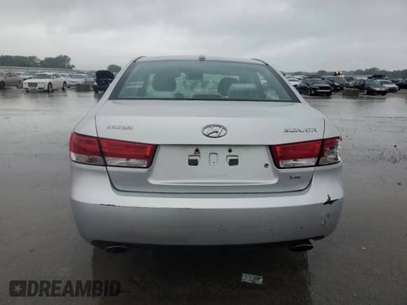 2008 Hyundai Sonata GLS with VIN 5NPET46F08H354728, listed as a Copart auction lot 61333704 with Not provided miles and Salvage title. Bid and sale history available at DreamBid. Image 6.