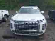2025 Hyundai Palisade Calligraphy z VIN KM8R74GE8SU828199, wystawiony jako IAAI lot #41939641 z przebiegiem 16 939 mil mil oraz . Historia ofert i sprzedaży dostępna na DreamBid. Obrazek 6.