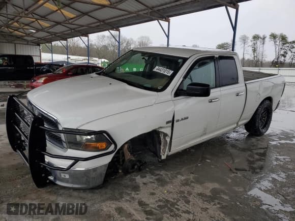 ✅ 2010 Dodge 1500 SLT • VIN: 1D7RB1GT4AS238145 • Lot: 44431015. Wystawiony na Copart z przebiegiem 215 907 mil. Bezpłatny archiwum sprzedaży aukcyjnych z USA i szczegółowy raport historii pojazdu na DreamBid. Zdjęcie 1.