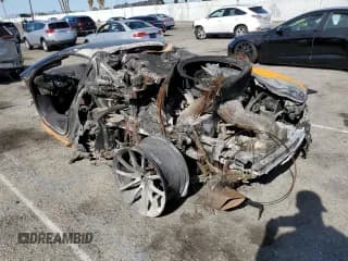 ✅ 2019 McLaren 570S • VIN: SBM13FAA4KW007983 • Lot: 64694102. Wystawiony na Copart z przebiegiem Nie podano. Bezpłatny archiwum sprzedaży aukcyjnych z USA i szczegółowy raport historii pojazdu na DreamBid. Zdjęcie 3.