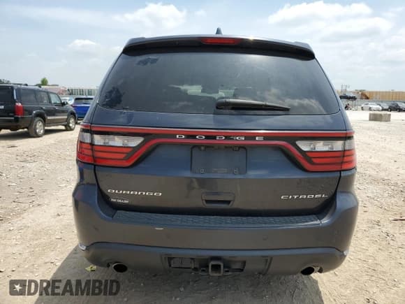 ✅ 2014 Dodge Durango Citadel • VIN: 1C4SDHET2EC360570 • Lot: 61145805. Wystawiony na Copart z przebiegiem 142 694 mil. Bezpłatny archiwum sprzedaży aukcyjnych z USA i szczegółowy raport historii pojazdu na DreamBid. Zdjęcie 6.