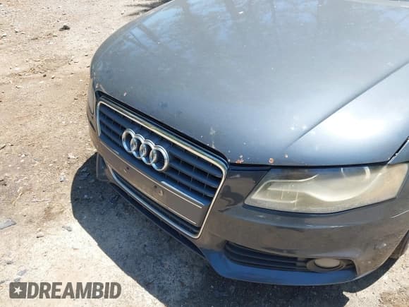 ✅ 2010 Audi A4 Premium Plus • VIN: WAUEFAFL8AN054143 • Lot: 42833312. Wystawiony na IAAI z przebiegiem 225 713 mil. Bezpłatny archiwum sprzedaży aukcyjnych z USA i szczegółowy raport historii pojazdu na DreamBid. Zdjęcie 6.