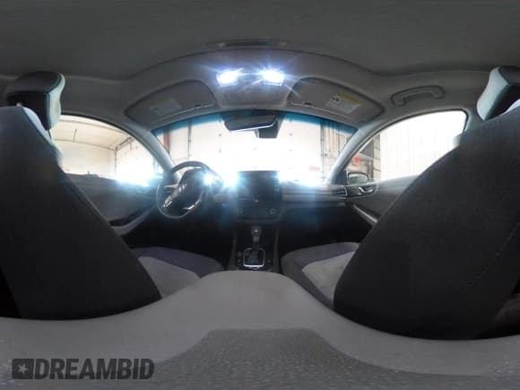 ✅ 2020 Hyundai Ioniq SEL • VIN: KMHC85LC9LU209366 • Lot: 41248182. Wystawiony na IAAI z przebiegiem 120 121 mil. Bezpłatny archiwum sprzedaży aukcyjnych z USA i szczegółowy raport historii pojazdu na DreamBid. Zdjęcie 18.