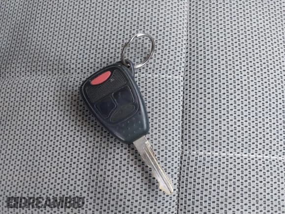 ✅ 2007 Dodge Nitro SXT • VIN: 1D8GU28K17W601446 • Lot: 41014232. Wystawiony na IAAI z przebiegiem 213 935 mil. Bezpłatny archiwum sprzedaży aukcyjnych z USA i szczegółowy raport historii pojazdu na DreamBid. Zdjęcie 11.