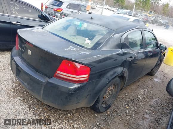 ✅ 2008 Dodge Avenger SE • VIN: 1B3LC46K98N660509 • Лот: 41552449. Опубликован ранее на IAAI с пробегом 225 354 миль. Бесплатный доступ к архиву аукционных продаж из США и подробный отчёт об истории автомобиля на DreamBid. Изображение 4.