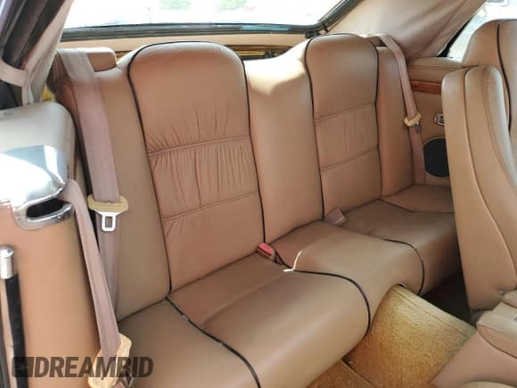 ✅ 1994 Jaguar XJS • VIN: SAJNX2342RC190599 • Lot: 50887915. Listed on Copart with 116,499 mi. Free auction sales archive from the USA and detailed vehicle history report at DreamBid. Image 10.