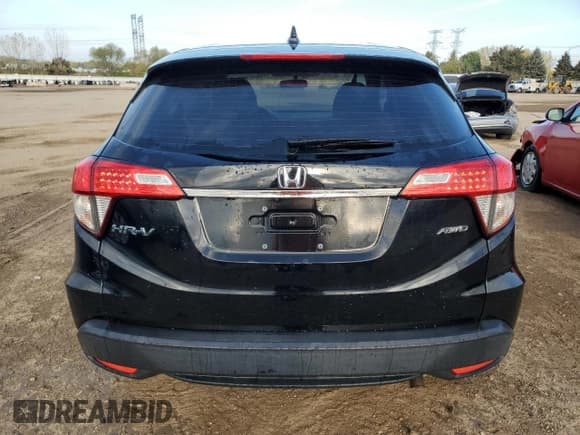 ✅ 2020 Honda HR-V LX • VIN: 3CZRU6H37LM737849 • Lot: 85931975. Wystawiony na Copart z przebiegiem 64 838 mil. Bezpłatny archiwum sprzedaży aukcyjnych z USA i szczegółowy raport historii pojazdu na DreamBid. Zdjęcie 6.