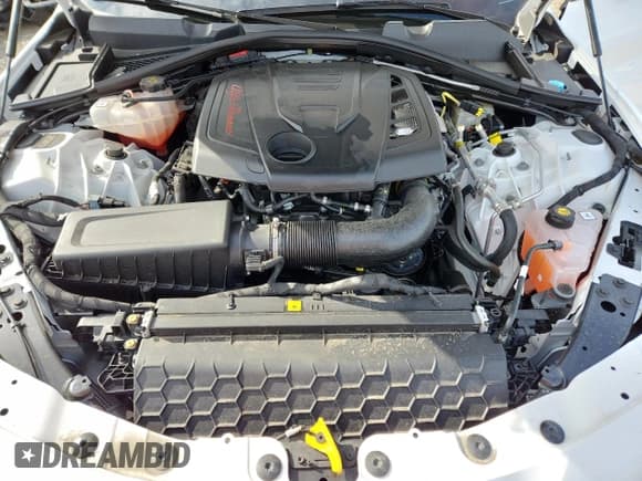 ✅ 2022 Alfa Romeo Giulia • VIN: ZARFANANXN7660310 • Lot: 64647515. Wystawiony na Copart z przebiegiem 19 833 mil. Bezpłatny archiwum sprzedaży aukcyjnych z USA i szczegółowy raport historii pojazdu na DreamBid. Zdjęcie 11.