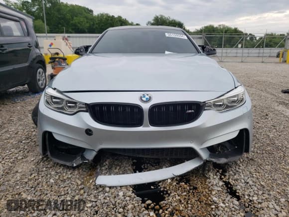 ✅ 2016 BMW M4 • VIN: WBS3R9C58GK708700 • Lot: 55159594. Wystawiony na Copart z przebiegiem 46 566 mil. Bezpłatny archiwum sprzedaży aukcyjnych z USA i szczegółowy raport historii pojazdu na DreamBid. Zdjęcie 5.