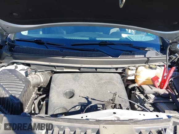 ✅ 2018 Chevrolet Traverse LS • VIN: 1GNERFKW4JJ261313 • Lot: 43489045. Wystawiony na IAAI z przebiegiem 65 355 mil. Bezpłatny archiwum sprzedaży aukcyjnych z USA i szczegółowy raport historii pojazdu na DreamBid. Zdjęcie 10.