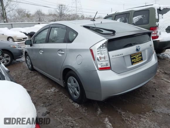 ✅ 2010 Toyota Prius IV • VIN: JTDKN3DU6A5211944 • Лот: 43669123. Опубликован ранее на IAAI с пробегом 244 069 миль. Бесплатный доступ к архиву аукционных продаж из США и подробный отчёт об истории автомобиля на DreamBid. Изображение 3.