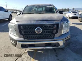 ✅ 2019 Nissan Titan SV • VIN: 1N6AA1E62KN518098 • Lot: 86268275. Wystawiony na Copart z przebiegiem Nie podano. Bezpłatny archiwum sprzedaży aukcyjnych z USA i szczegółowy raport historii pojazdu na DreamBid. Zdjęcie 5.