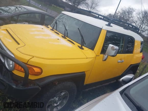 ✅ 2008 Toyota FJ Cruiser • VIN: JTEBU11F98K003318 • Лот: 43658087. Опубликован ранее на IAAI с пробегом 200 786 миль. Бесплатный доступ к архиву аукционных продаж из США и подробный отчёт об истории автомобиля на DreamBid. Изображение 14.