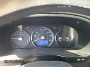 ✅ 2012 Hyundai Santa Fe Limited • VIN: 5XYZK3AB8CG144509 • Lot: 73309644. Listed on Copart with 110,629 mi. Free auction sales archive from the USA and detailed vehicle history report at DreamBid. Image 9.