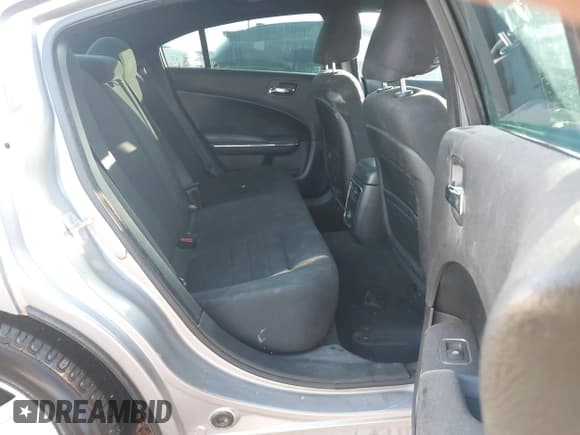 ✅ 2013 Dodge Charger SE • VIN: 2C3CDXBG6DH701961 • Lot: 43355152. Listed on IAAI with 113,746 mi. Free auction sales archive from the USA and detailed vehicle history report at DreamBid. Image 8.