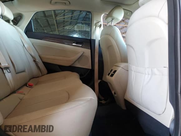 ✅ 2018 Hyundai Sonata SEL • VIN: 5NPE34AF1JH686111 • Лот: 91808675. Опубликован ранее на Copart с пробегом 39 418 миль. Бесплатный доступ к архиву аукционных продаж из США и подробный отчёт об истории автомобиля на DreamBid. Изображение 10.