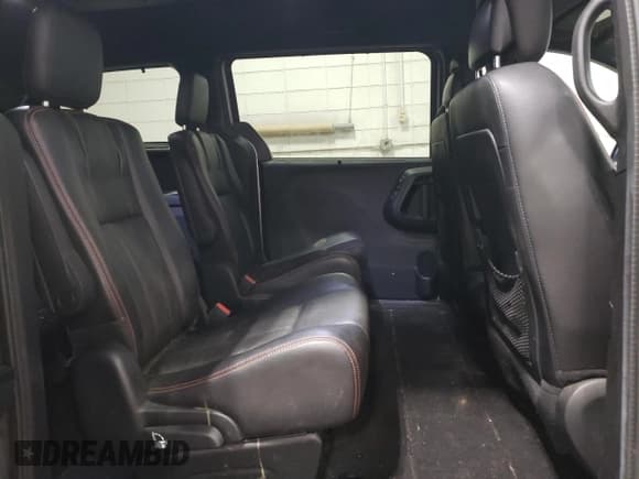 ✅ 2015 Dodge Grand Caravan R/T • VIN: 2C4RDGEG5FR512328 • Lot: 86710555. Listed on Copart with 158,430 mi. Free auction sales archive from the USA and detailed vehicle history report at DreamBid. Image 11.