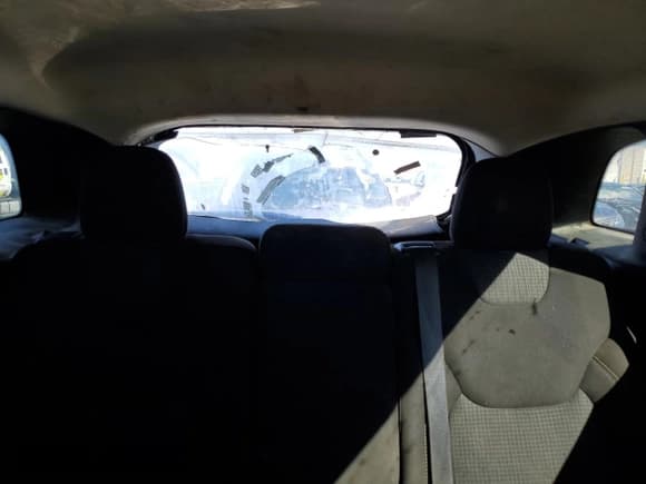 ✅ 2017 Jeep Cherokee Latitude • VIN: 1C4PJMCS8HW543945 • Lot: 87048195. Listed on Copart with 133,123 mi. Free auction sales archive from the USA and detailed vehicle history report at DreamBid. Image 10.