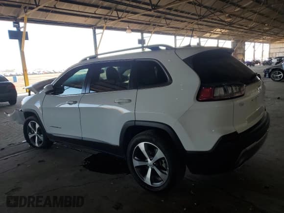 ✅ 2021 Jeep Cherokee Limited • VIN: 1C4PJLDX4MD179968 • Lot: 82931884. Wystawiony na Copart z przebiegiem 92 060 mil. Bezpłatny archiwum sprzedaży aukcyjnych z USA i szczegółowy raport historii pojazdu na DreamBid. Zdjęcie 2.