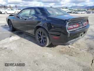 2019 Dodge Challenger SXT z VIN 2C3CDZAG6KH502144, wystawiony jako Copart lot #66554922 z przebiegiem 81 685 mil mil oraz . Historia ofert i sprzedaży dostępna na DreamBid. Obrazek 3.