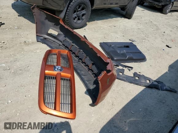 ✅ 2010 Dodge 1500 ST • VIN: 1D7RV1GT4AS188225 • Lot: 59189165. Wystawiony na Copart z przebiegiem 143 917 mil. Bezpłatny archiwum sprzedaży aukcyjnych z USA i szczegółowy raport historii pojazdu na DreamBid. Zdjęcie 12.