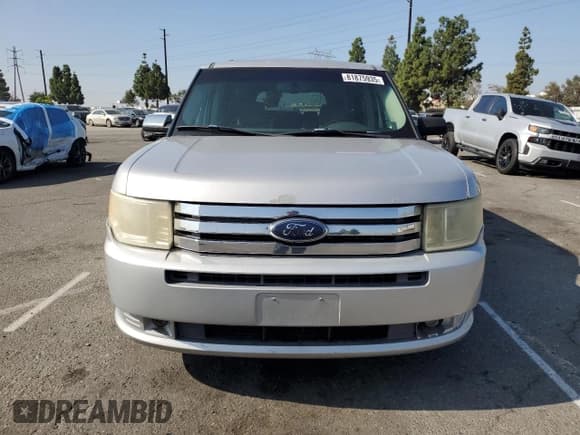 ✅ 2009 Ford Flex SE • VIN: 2FMDK51C49BA01189 • Lot: 81875935. Listed on Copart with 150,076 mi. Free auction sales archive from the USA and detailed vehicle history report at DreamBid. Image 5.