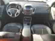 2013 Hyundai Tucson GLS z VIN KM8JUCAC7DU621295, wystawiony jako Copart lot #89889485 z przebiegiem 56 897 mil mil oraz Szkoda całkowita • Salvage title. Historia ofert i sprzedaży dostępna na DreamBid. Obrazek 8.