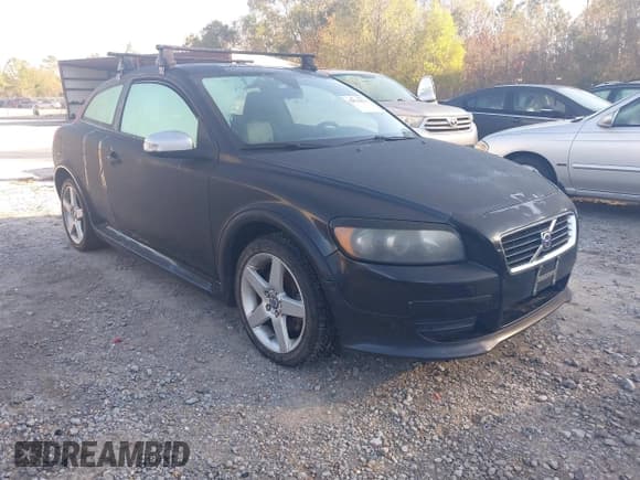 ✅ 2009 Volvo C30 • VIN: YV1MK672192150765 • Lot: 43933071. Listed on IAAI with 195,394 mi. Free auction sales archive from the USA and detailed vehicle history report at DreamBid. Image 1.