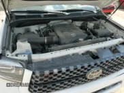 ✅ 2018 Toyota Tundra SR5 • VIN: 5TFAY5F14JX761360 • Лот: 67914965. Опубликован ранее на Copart с пробегом 134 722 миль. Бесплатный доступ к архиву аукционных продаж из США и подробный отчёт об истории автомобиля на DreamBid. Изображение 13.