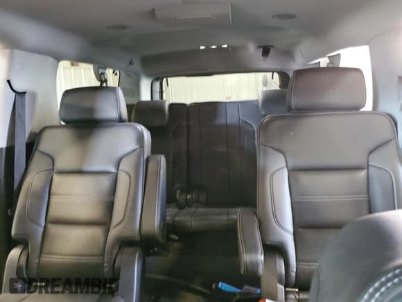 ✅ 2019 GMC Yukon XL Denali • VIN: 1GKS2HKJ8KR137469 • Lot: 72070905. Listed on Copart with 108,304 mi. Free auction sales archive from the USA and detailed vehicle history report at DreamBid. Image 10.