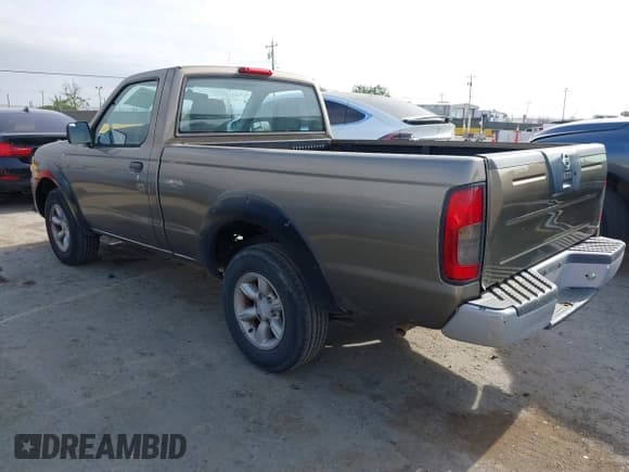 ✅ 2001 Nissan Frontier XE • VIN: 1N6DD21SX1C308632 • Lot: 42100901. Listed on IAAI with 150,600 mi. Free auction sales archive from the USA and detailed vehicle history report at DreamBid. Image 3.