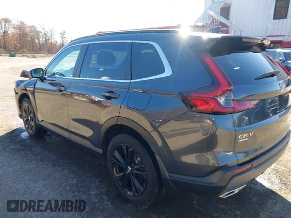 ✅ 2023 Honda CR-V Sport Touring • VIN: 2HKRS6H97PH818541 • Lot: 43654645. Wystawiony na IAAI z przebiegiem 27 435 mil. Bezpłatny archiwum sprzedaży aukcyjnych z USA i szczegółowy raport historii pojazdu na DreamBid. Zdjęcie 3.