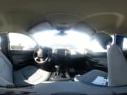 ✅ 2020 Chevrolet Colorado 2WD Work Truck • VIN: 1GCHSBEA3L1234271 • Lot: 43330242. Wystawiony na IAAI z przebiegiem 79 246 mil. Bezpłatny archiwum sprzedaży aukcyjnych z USA i szczegółowy raport historii pojazdu na DreamBid. Zdjęcie 18.