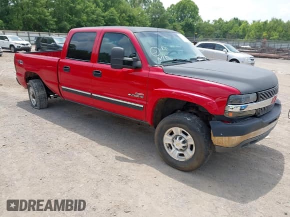 ✅ 2002 Chevrolet Silverado 2500HD LS • VIN: 1GCHK23102F188130 • Лот: 42413127. Опубликован ранее на IAAI с пробегом 218 412 миль. Бесплатный доступ к архиву аукционных продаж из США и подробный отчёт об истории автомобиля на DreamBid. Изображение 1.