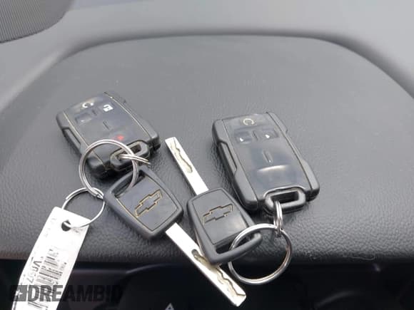 ✅ 2014 Chevrolet Silverado 1500 LT • VIN: 3GCPCREC7EG251761 • Lot: 42091335. Listed on IAAI with 118,343 mi. Free auction sales archive from the USA and detailed vehicle history report at DreamBid. Image 11.