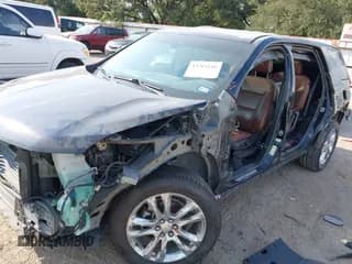 ✅ 2019 Chevrolet Traverse RS • VIN: 1GNEVJKW7KJ135365 • Lot: 43263216. Wystawiony na IAAI z przebiegiem 125 648 mil. Bezpłatny archiwum sprzedaży aukcyjnych z USA i szczegółowy raport historii pojazdu na DreamBid. Zdjęcie 6.