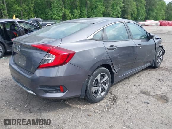 ✅ 2021 Honda Civic LX • VIN: 2HGFC2F62MH536119 • Lot: 42123879. Wystawiony na IAAI z przebiegiem 24 546 mil. Bezpłatny archiwum sprzedaży aukcyjnych z USA i szczegółowy raport historii pojazdu na DreamBid. Zdjęcie 4.