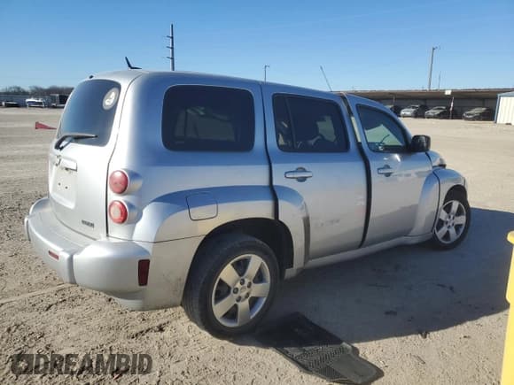 ✅ 2011 Chevrolet HHR LS • VIN: 3GNBAAFW0BS525750 • Lot: 42537895. Listed on Copart with 191,622 mi. Free auction sales archive from the USA and detailed vehicle history report at DreamBid. Image 3.