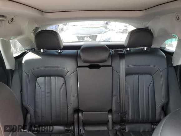 ✅ 2023 Audi Q5 S line Premium Plus • VIN: WA1EAAFY9P2060180 • Lot: 70652425. Listed on Copart with 15,678 mi. Free auction sales archive from the USA and detailed vehicle history report at DreamBid. Image 10.