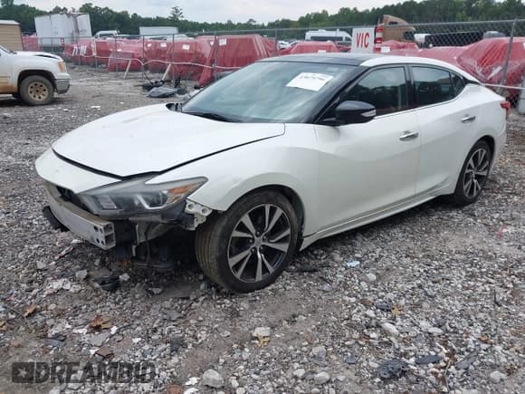 ✅ 2017 Nissan Maxima Platinum • VIN: 1N4AA6AP4HC431215 • Lot: 43079796. Wystawiony na IAAI z przebiegiem 83 147 mil. Bezpłatny archiwum sprzedaży aukcyjnych z USA i szczegółowy raport historii pojazdu na DreamBid. Zdjęcie 18.