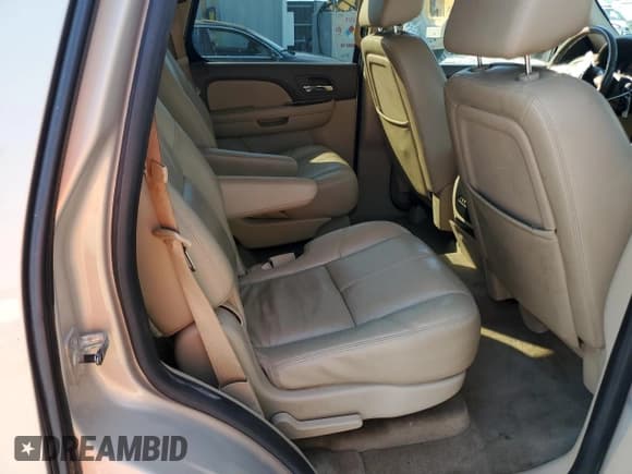 ✅ 2009 GMC Yukon SLT 4SB • VIN: 1GKFK33019R259207 • Лот: 86101345. Опубликован ранее на Copart с пробегом 211 150 миль. Бесплатный доступ к архиву аукционных продаж из США и подробный отчёт об истории автомобиля на DreamBid. Изображение 11.