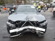 ✅ 2023 BMW 3 Series 330i xDrive • VIN: 3MW89FF01P8D67179 • Lot: 43643461. Wystawiony na IAAI z przebiegiem 15 016 mil. Bezpłatny archiwum sprzedaży aukcyjnych z USA i szczegółowy raport historii pojazdu na DreamBid. Zdjęcie 11.