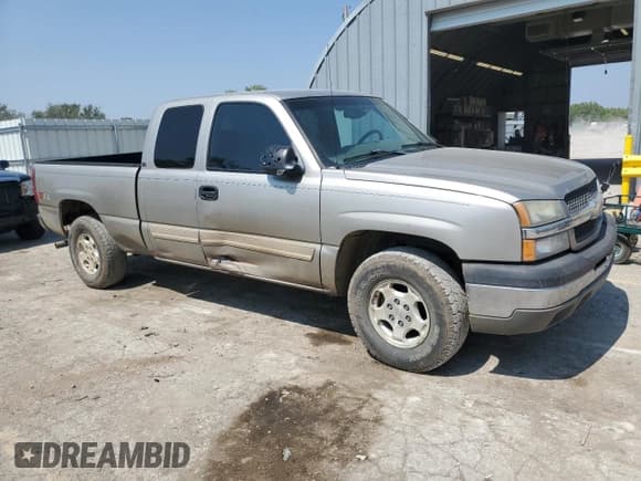 ✅ 2003 Chevrolet Silverado 1500 LS • VIN: 2GCEK19T531271048 • Лот: 69991854. Опубликован ранее на Copart с пробегом 116 855 миль. Бесплатный доступ к архиву аукционных продаж из США и подробный отчёт об истории автомобиля на DreamBid. Изображение 4.