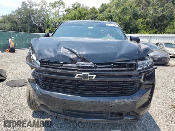 ✅ 2023 Chevrolet Suburban RST • VIN: 1GNSCEKD3PR428526 • Lot: 67464454. Wystawiony na Copart z przebiegiem 18 421 mil. Bezpłatny archiwum sprzedaży aukcyjnych z USA i szczegółowy raport historii pojazdu na DreamBid. Zdjęcie 5.