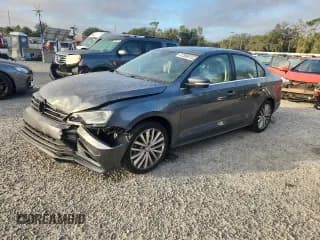 ✅ 2016 Volkswagen Jetta SEL • VIN: 3VWL07AJ1GM329002 • Lot: 87386815. Listed on Copart with 110,961 mi. Free auction sales archive from the USA and detailed vehicle history report at DreamBid. Image 1.